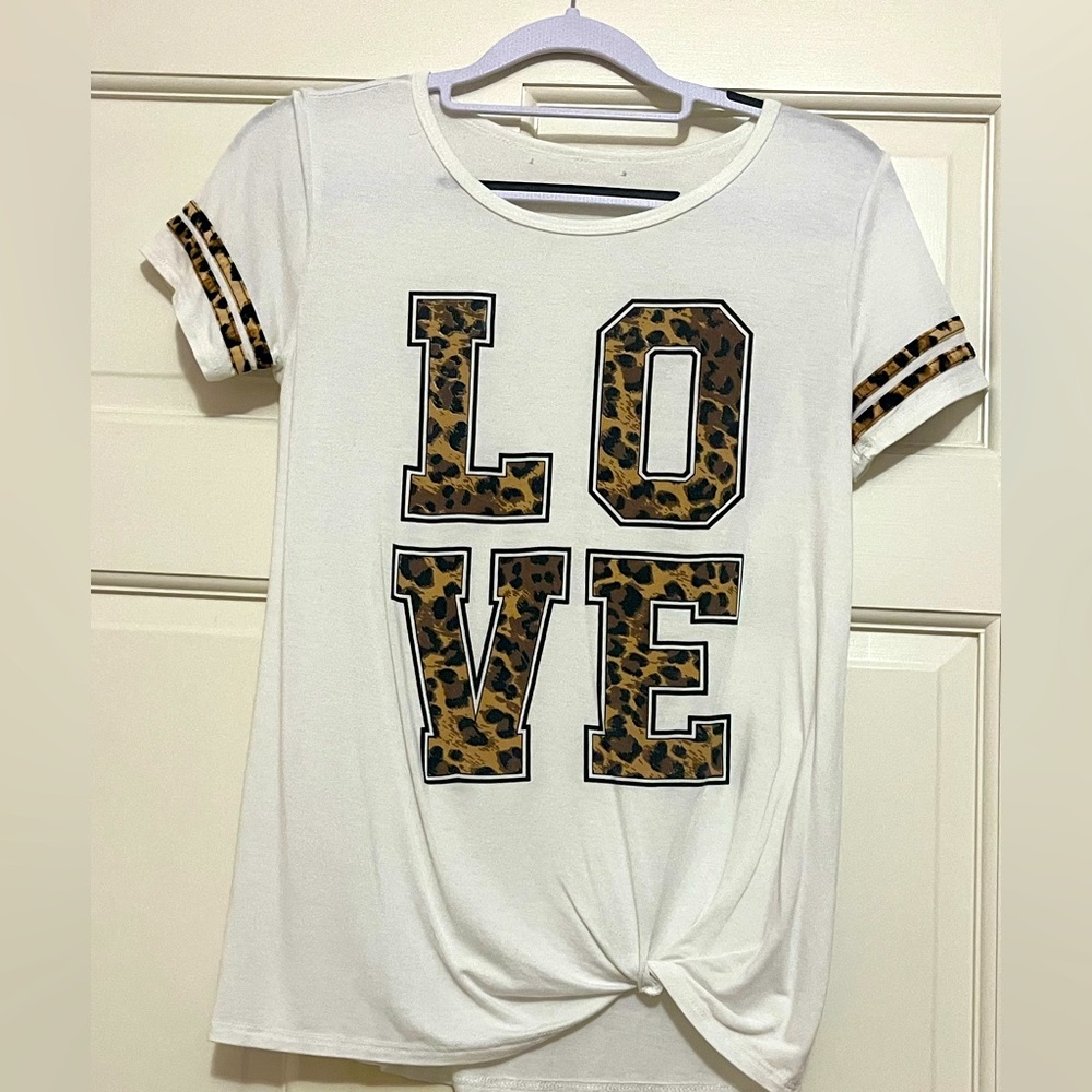 “LOVE” Leopard Print T-shirt